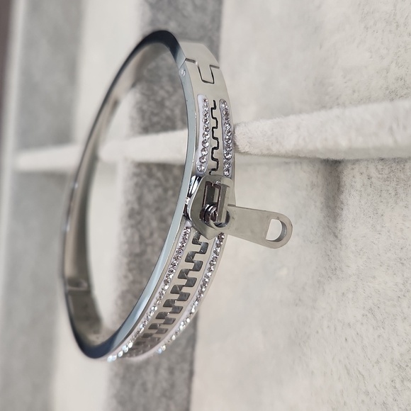 Silvertone Stainless Steel Zipper Accent Bangle Bracelet, Zircon Stones. - Picture 5 of 10